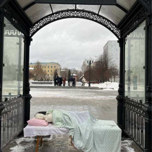 5с3с / Inglourious Basterds: Heated Bus Stops